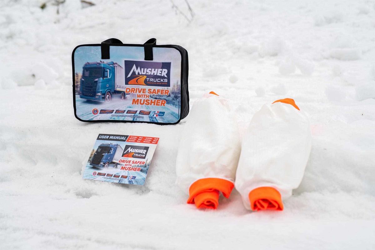 Chaussettes neige musher antiglisse neuves taille 9 - Équipement auto